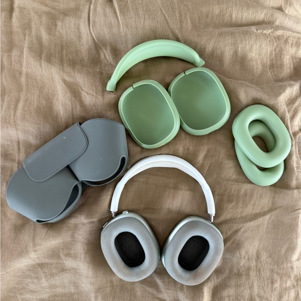 Apple AirPod Pro Maxes with Silicon Covers + Case